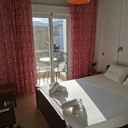 Tasos Aparthotel Néa Péramos