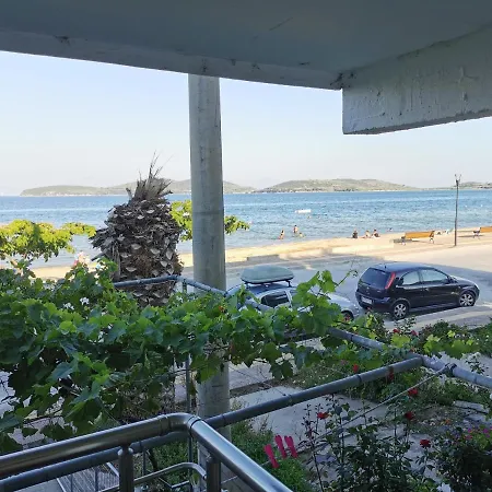 Aparthotel Tasos Néa Péramos