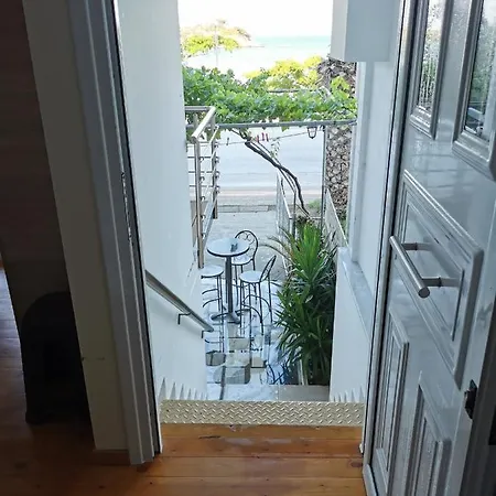 Tasos 3* Néa Péramos