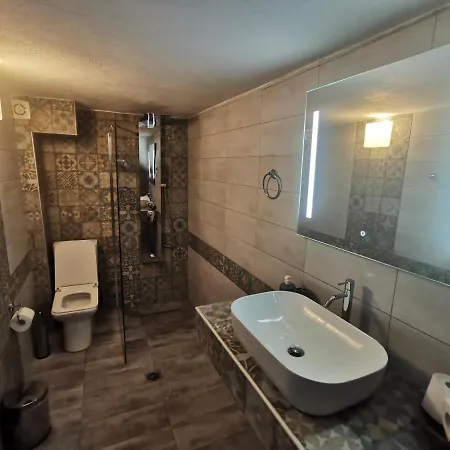 Tasos Aparthotel Néa Péramos