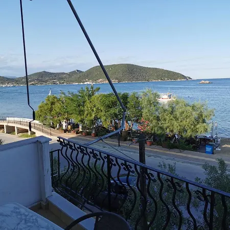 Hotel de apartamente Tasos 3*