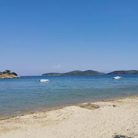 Tasos Hotel de apartamente 3*