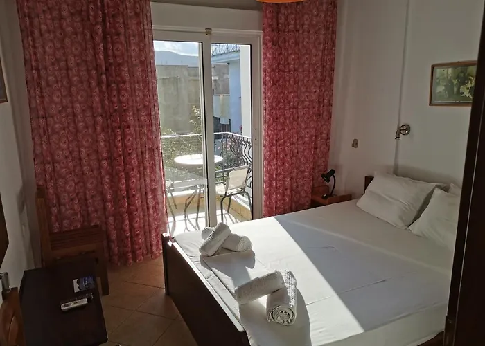 Tasos Aparthotel Néa Péramos